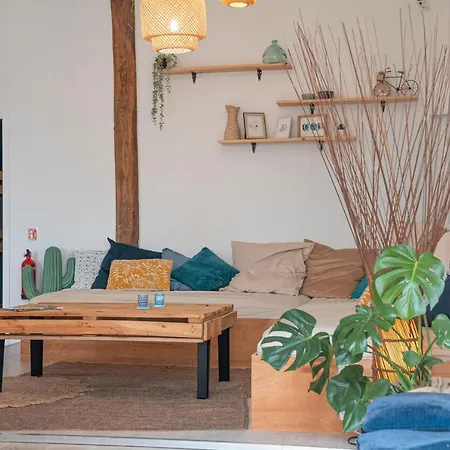 Hostel Garden - Utopy