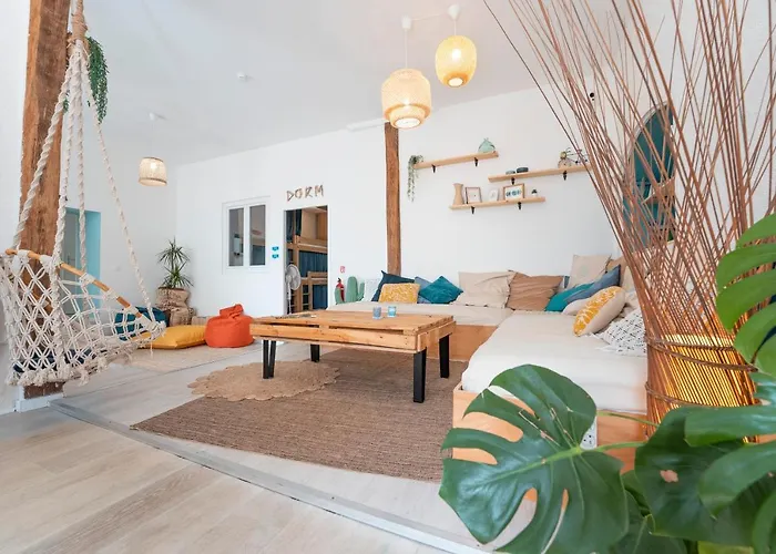 Garden - Utopy Hostel Biarritz