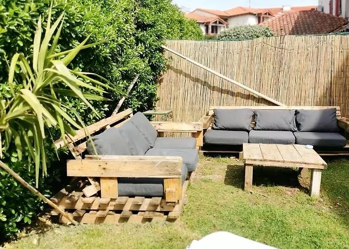 Hostel Garden - Utopy