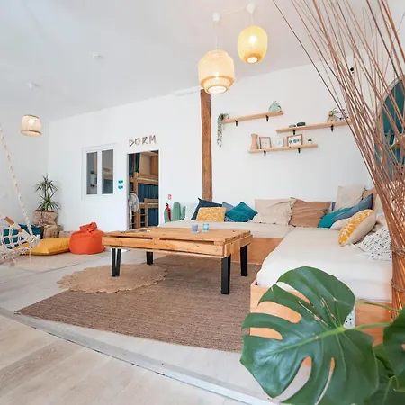 Garden - Utopy Hostel Biarritz