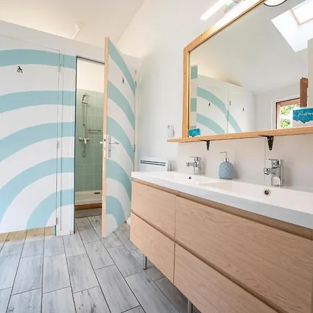 Garden - Utopy Auberge de jeunesse *