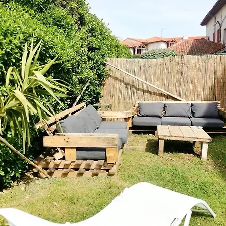 Hostel Garden - Utopy